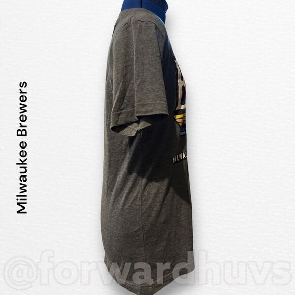 Milwaukee Brewers & The Beatles Unisex T-shirt  Size Medium - Picture 4 of 11